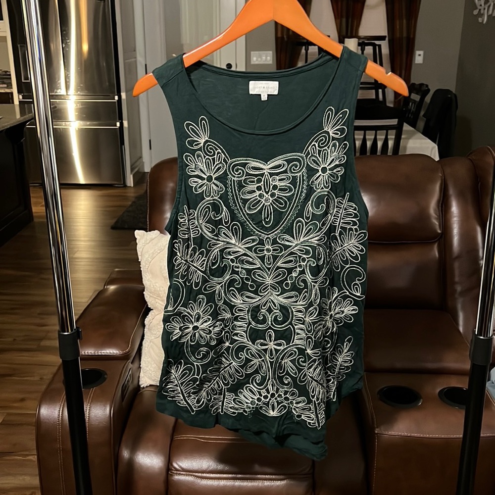 Medium lucky brand tank